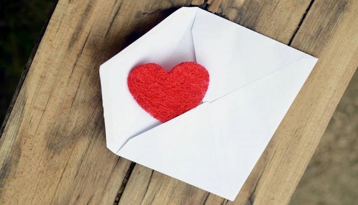4. Contoh Surat Cinta Singkat Bahasa Inggris